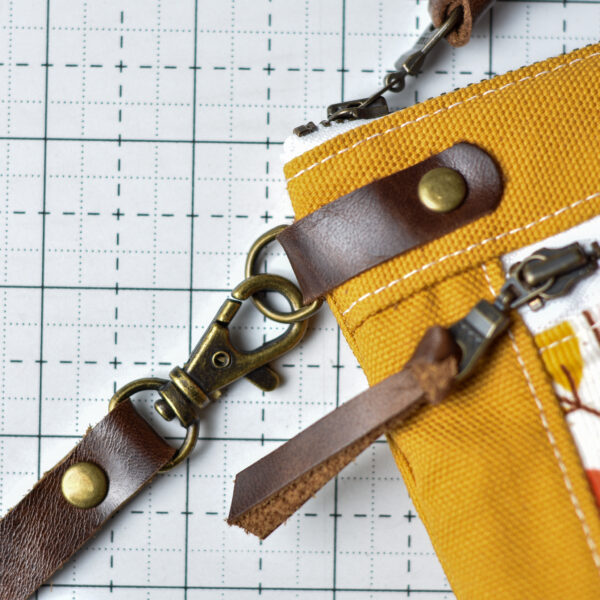 Devon Zipper Pouch Portofino Brown (Black/Dark Brown) Leather Kit - Image 3