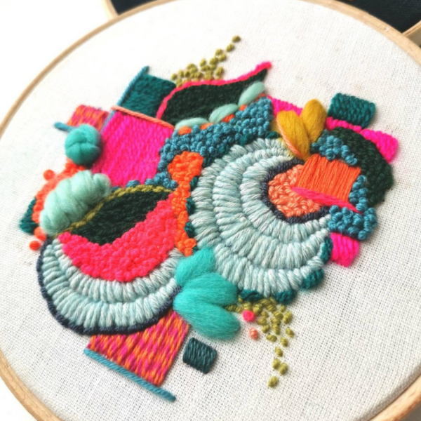 Wild Floss Embroidery 6" Kit 2 Neon & White