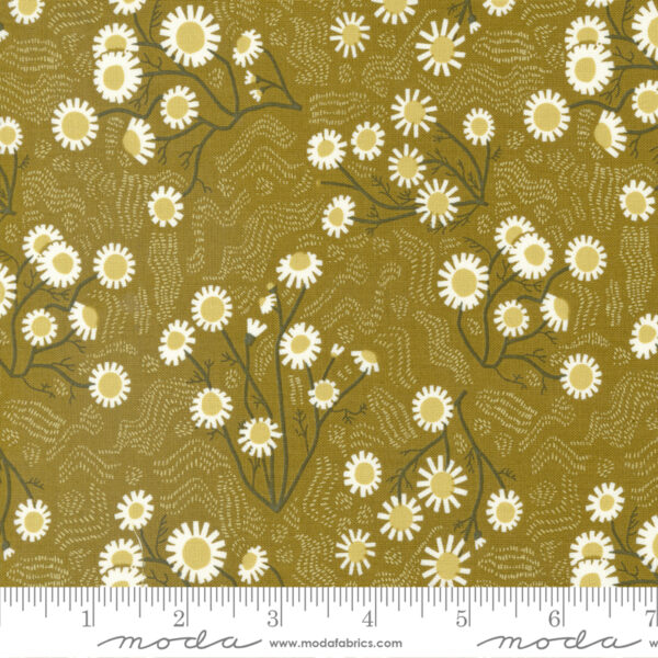 Moda Gingiber Quaint Cottage Chamomile Lichen