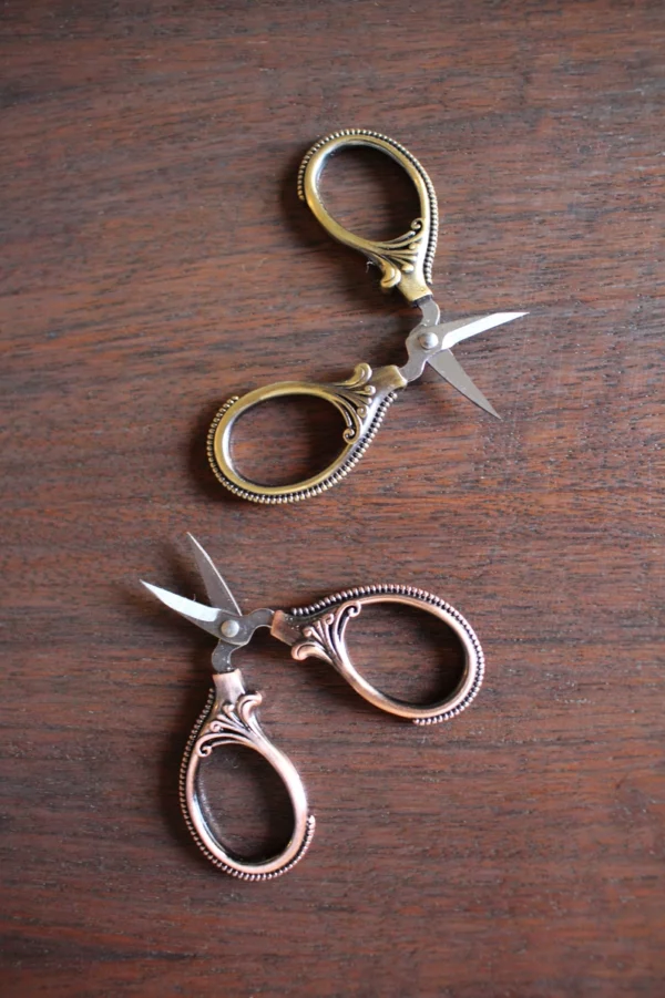 NNK Press Mini Embroidery Scissor