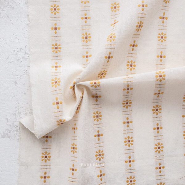 Fableism Forest Forage Daisies Cream