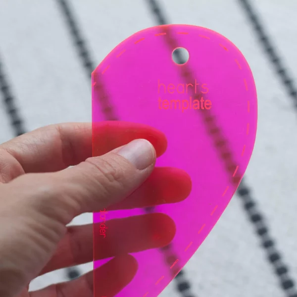 Carolyn Friendlander Hearts Acrylic Template with 1/8" Seam Allowance