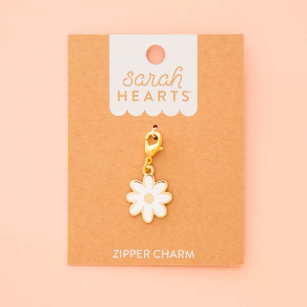 Sarah Hearts White Daisy Charm