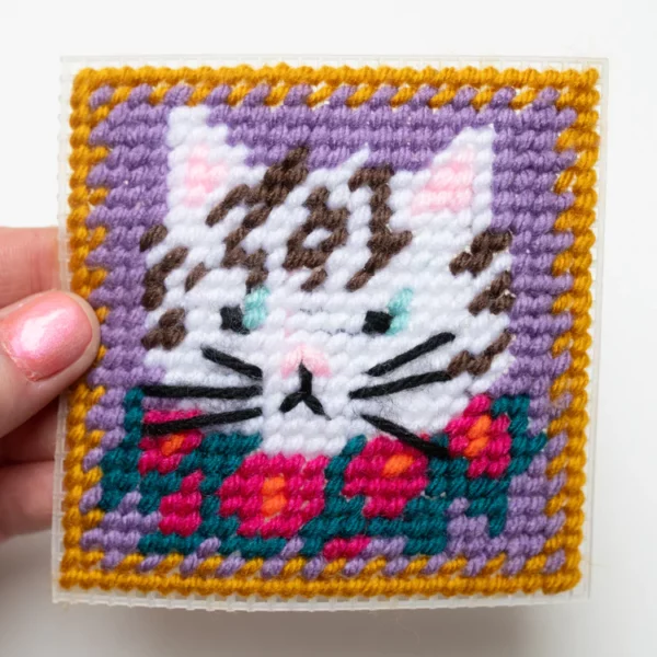 Make & Mend White Cat Needlepoint Kit - Image 2