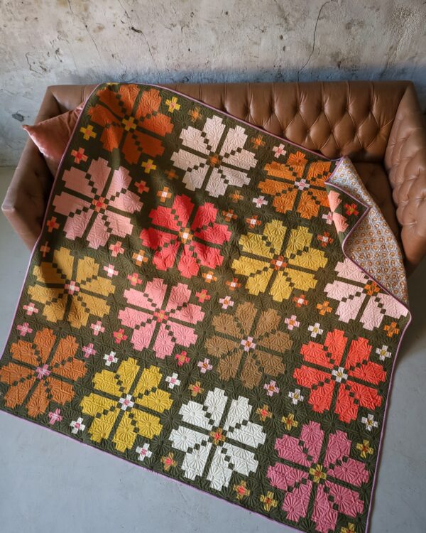 Lo & Behold Stitchery Knitted Blooms Pattern - Image 3
