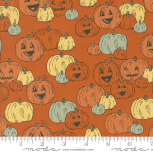 Moda - Stacy Iest Hsu Home Sweet Haunt Pumpkin Patch Rust