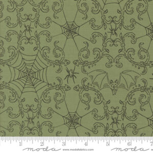 Moda - Stacy Iest Hsu Home Sweet Haunt Iron Rod Spider Webs Moss