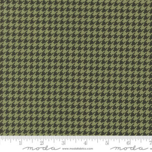 Moda - Stacy Iest Hsu Home Sweet Haunt Hounds Tooth Moss