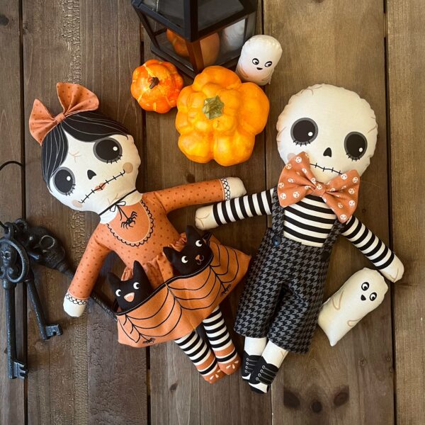 Moda - Stacy Iest Hsu Home Sweet Haunt Skelly Doll Panel