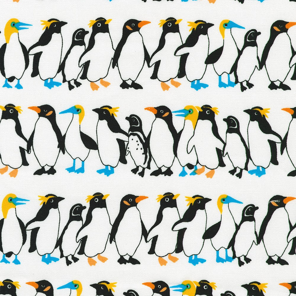 Robert Kaufman Fabrics Sevenberry Canvas March of the Penguins White