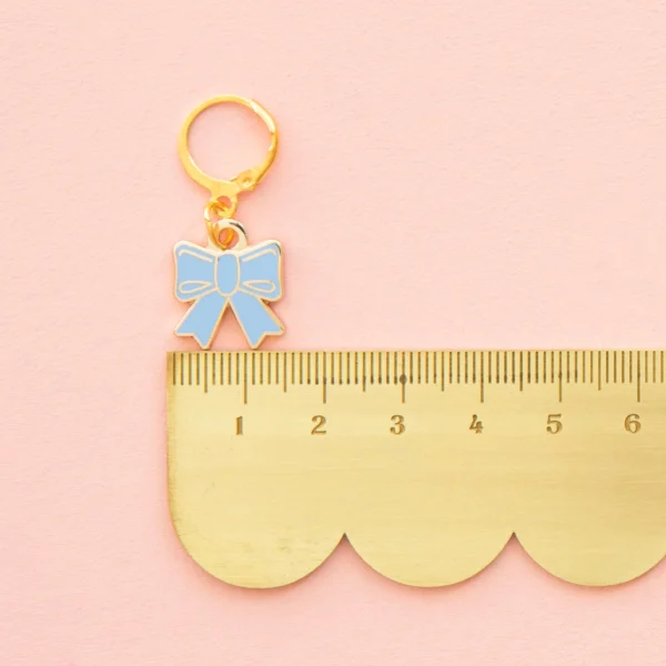 Sarah Hearts Blue Bow Stitch Marker Zipper Charm - Image 2