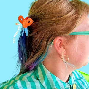 The Peach Fuzz Pin Scissors Hair Claw Small