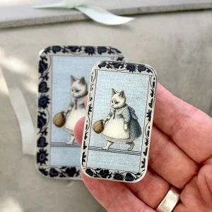 Firefly Notes Delft Kitty Notions Tin Small