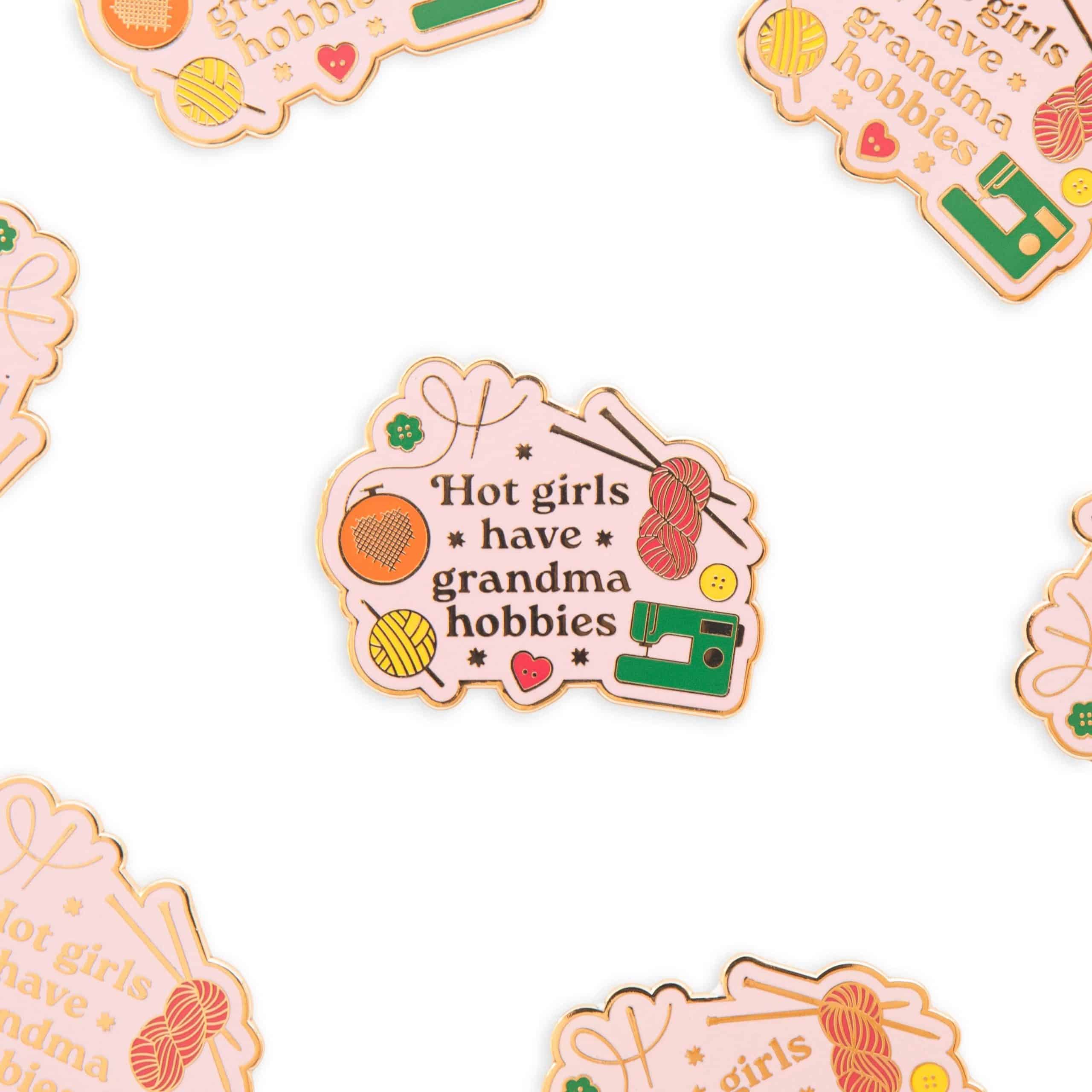 Sarah Hearts Hot Girls Have Grandma Hobbies Magnetic Needle Minder - Image 4