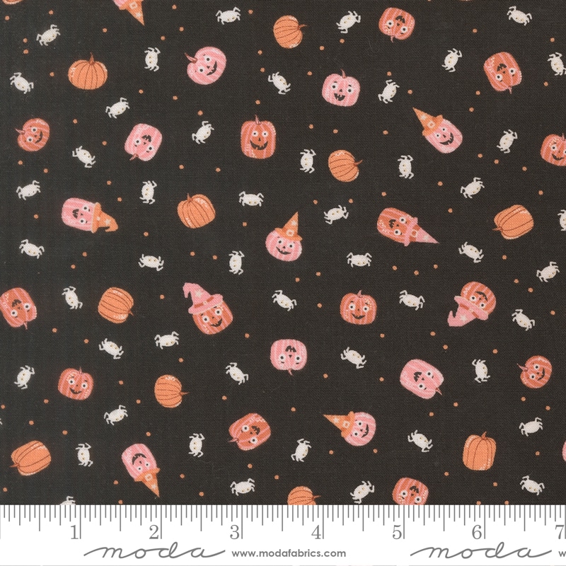 Moda Fabrics Elena Amo Purrs & Boos Friendly Pumpkin Black Cat