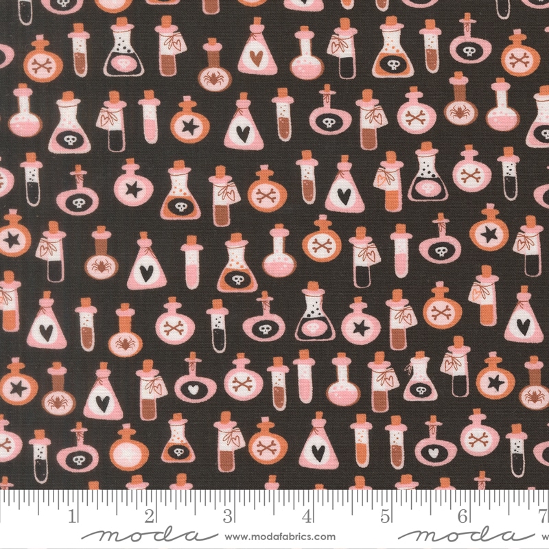 Moda Fabrics Elena Amo Purrs & Boos Friendly Poisons Black Cat