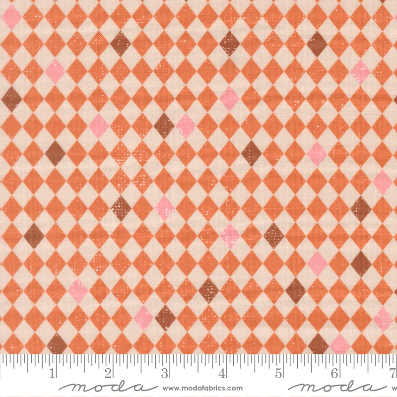 Moda Fabrics Elena Amo Purrs & Boos Harlequin Pumpkin