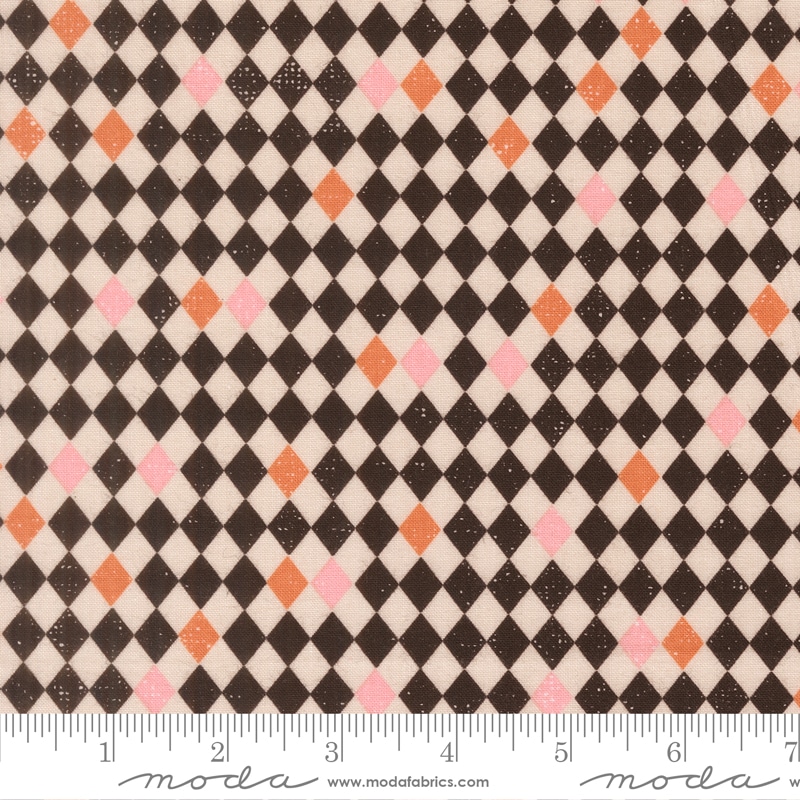 Moda Fabrics Elena Amo Purrs & Boos Harlequin Black Cat