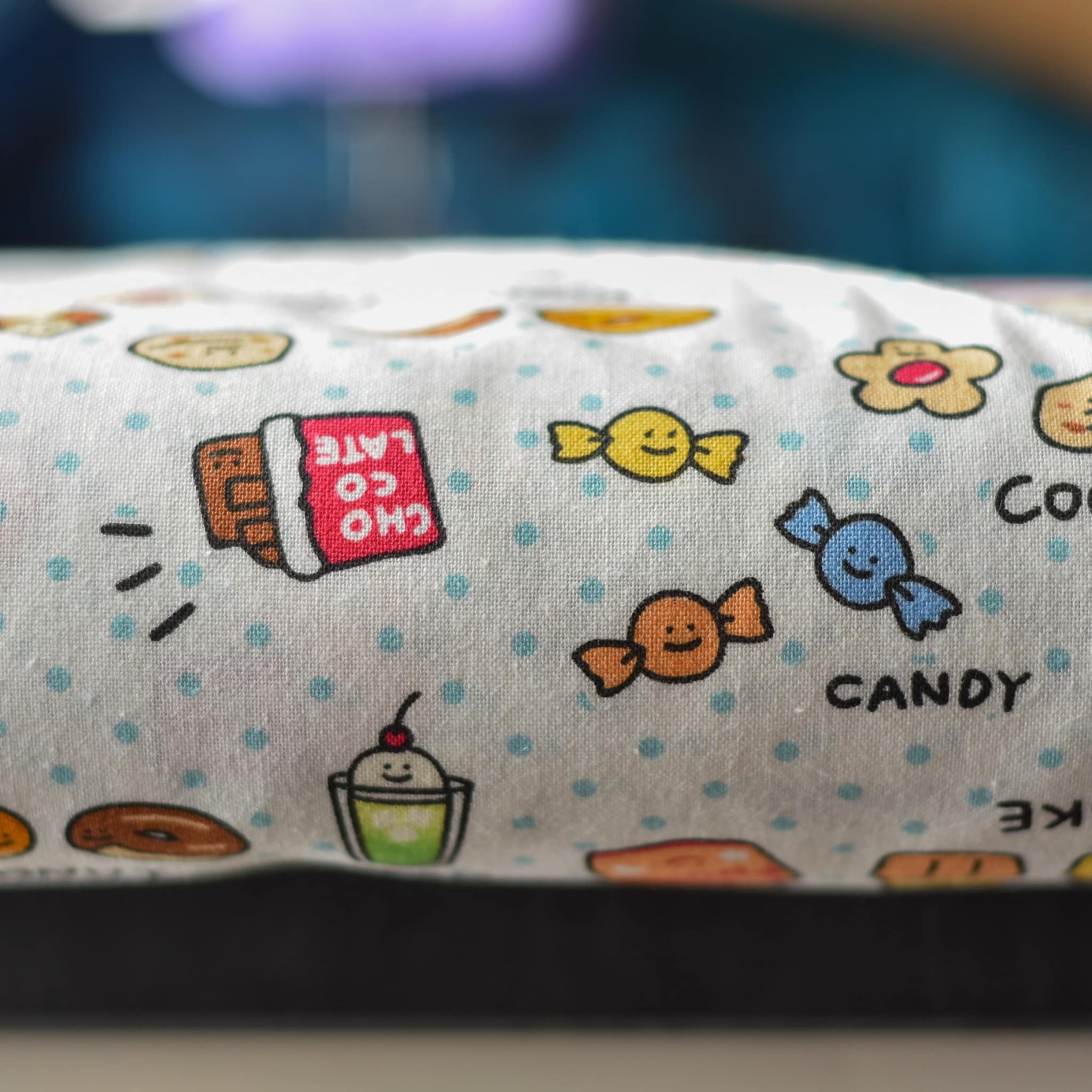Cosmo Kawaii Snack Time Polka Dots White - Image 2