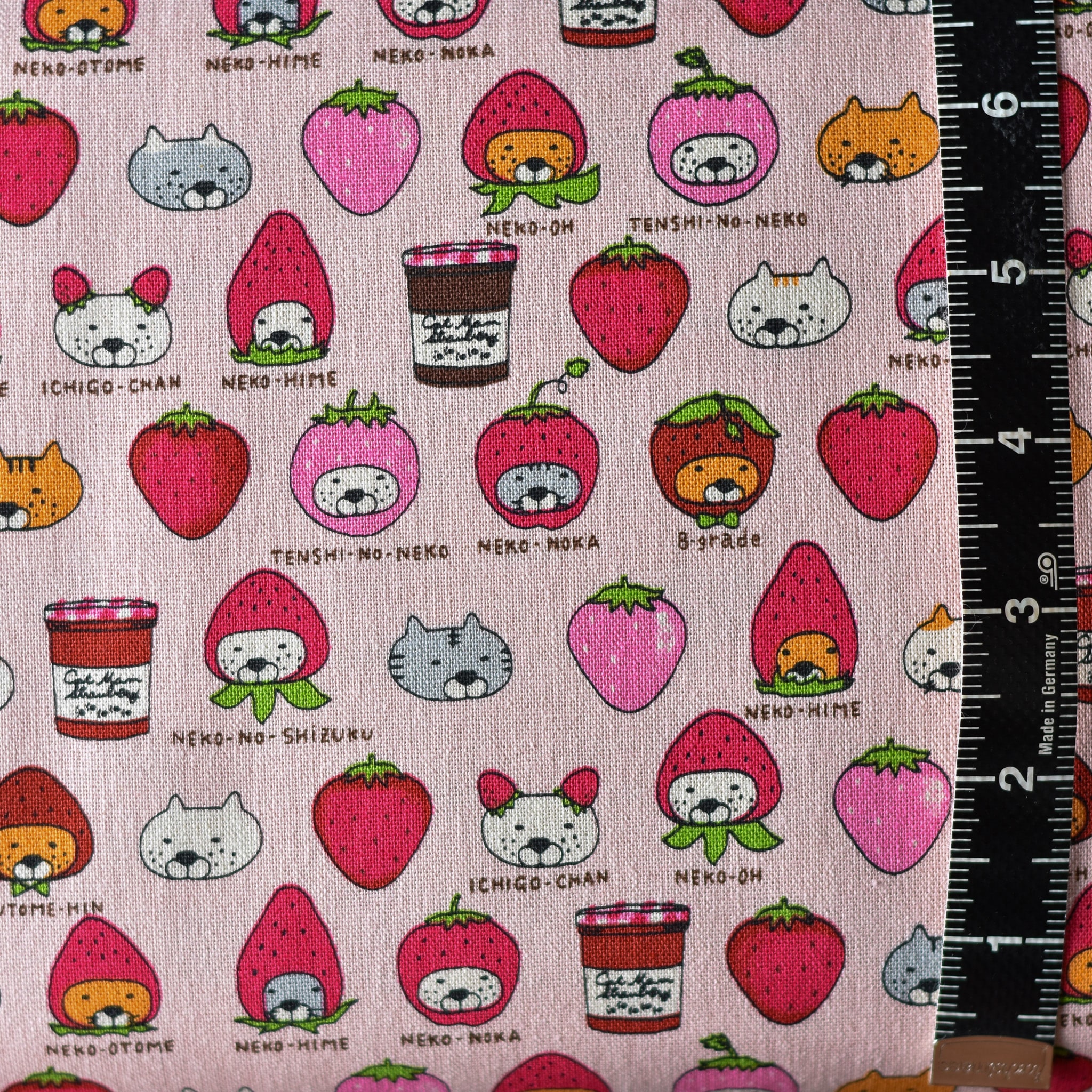 Kobayashi Purr-fect Preserves Cotton Canvas Pink