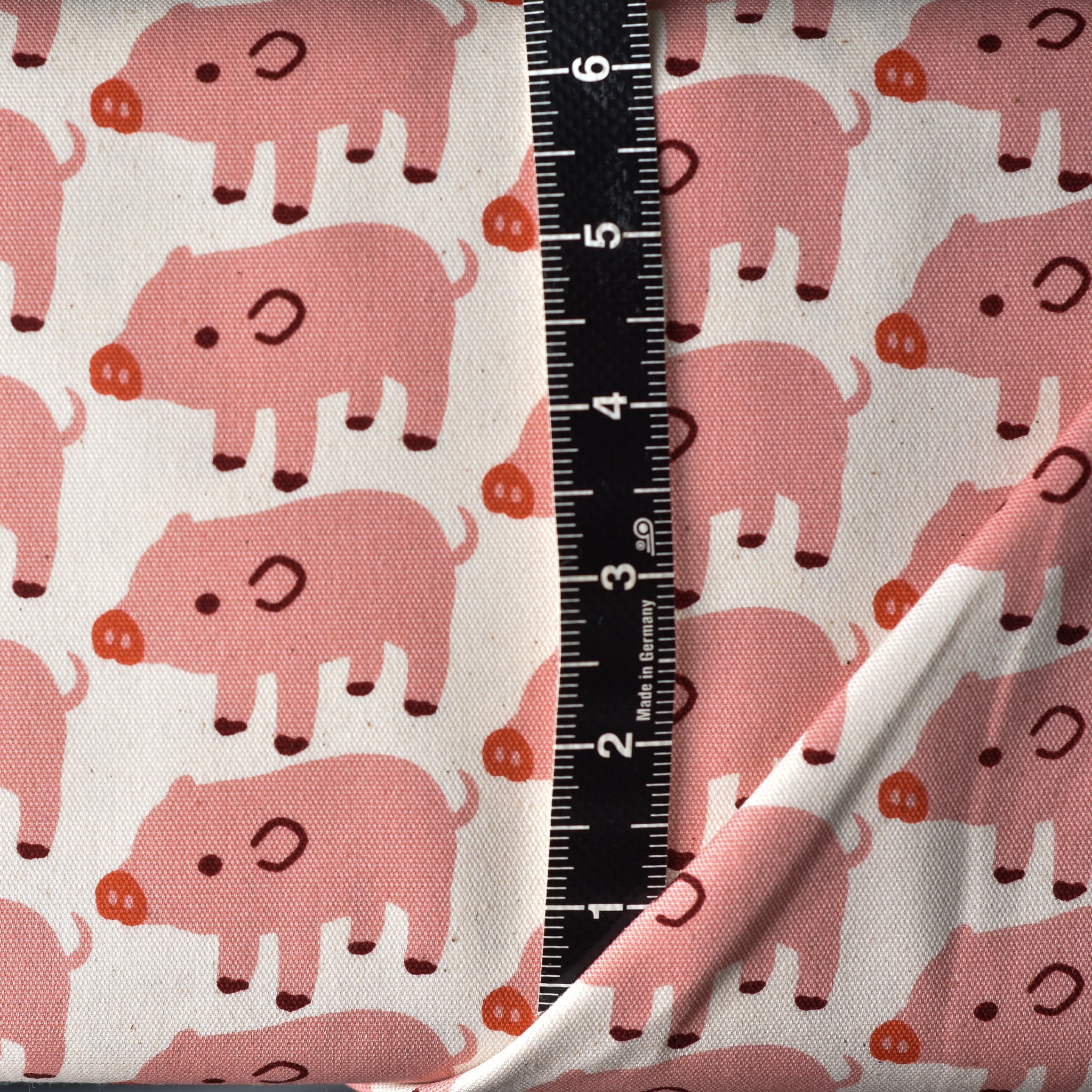 Sevenberry Simple Pig Oxford Cotton Cream
