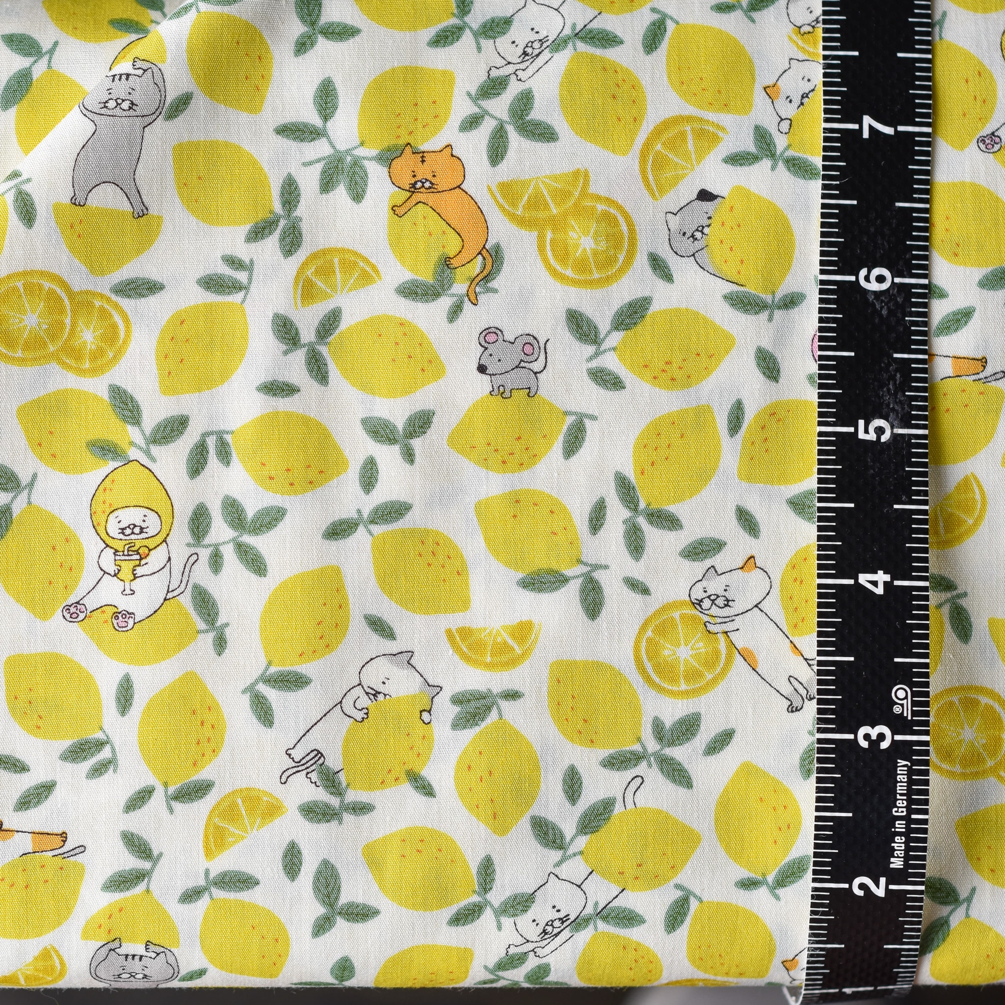Kobayashi Lemons with Kawaii Cats Cotton Lawn