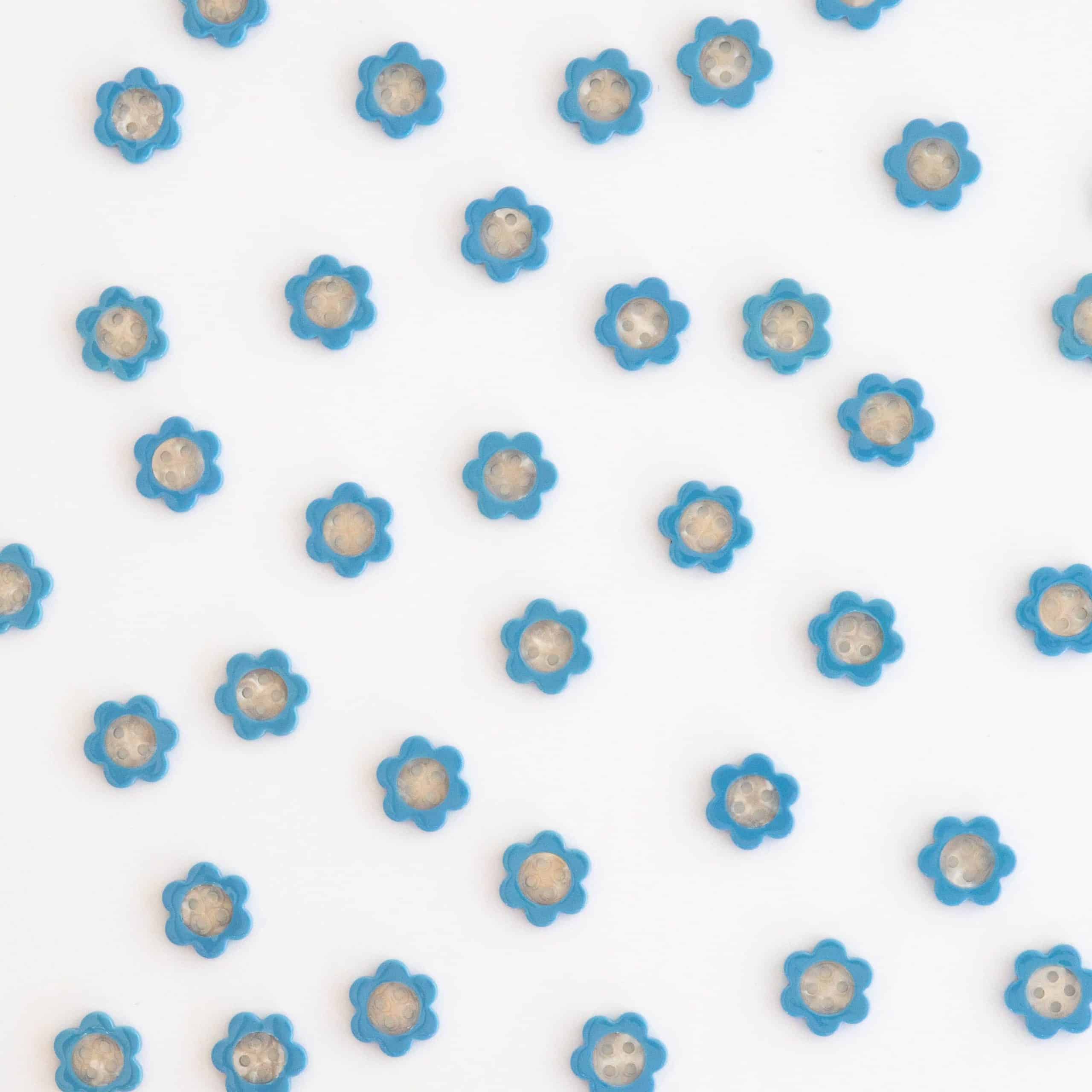 Blue Daisy Small 5/8" Buttons - Image 3